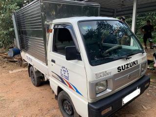 Xe tải Suzuki 500kg cũ thùng kín đời 2009 giá rẻ Bình Dương