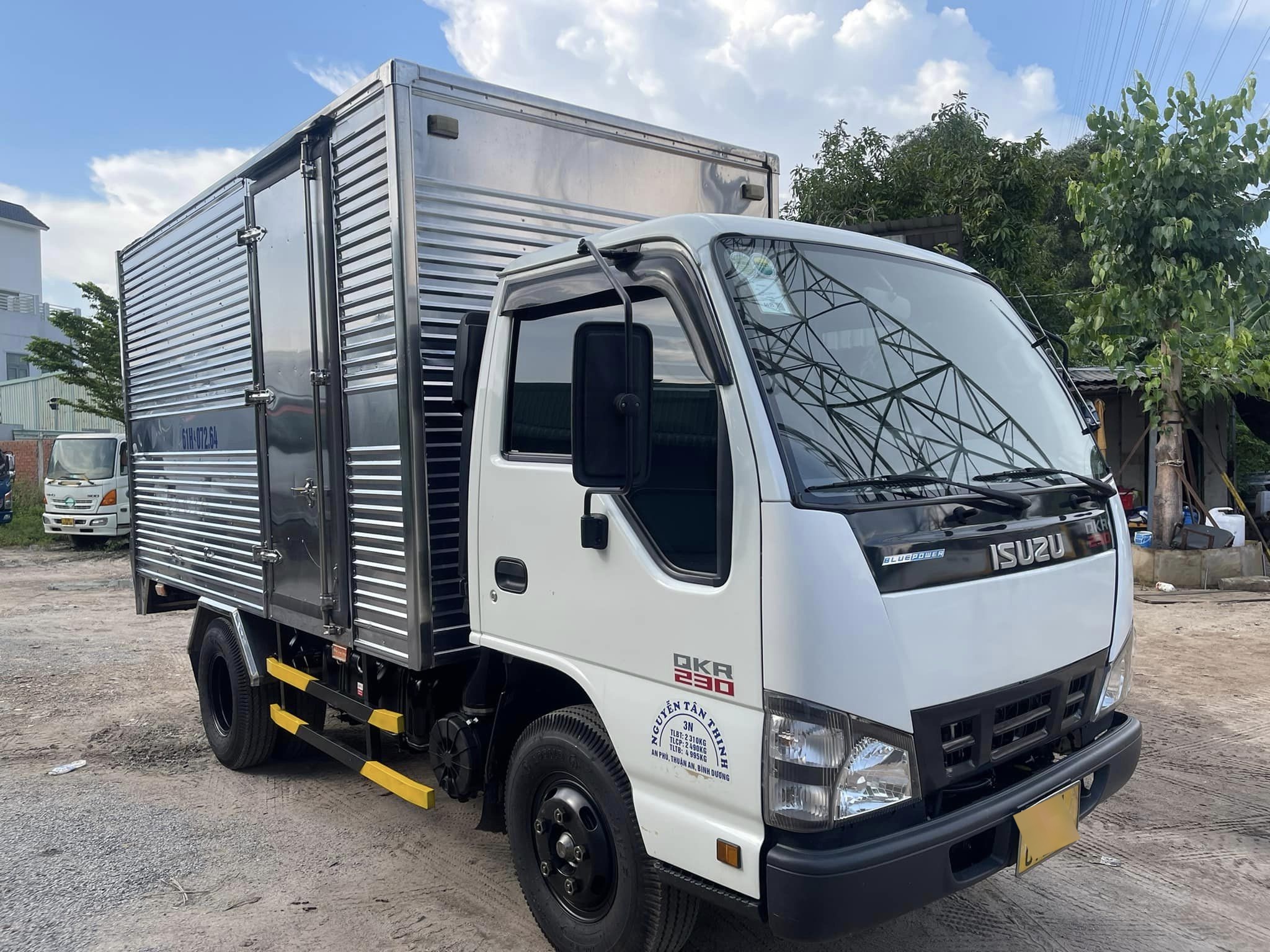 isuzu-thung-kin-2t4-daklak