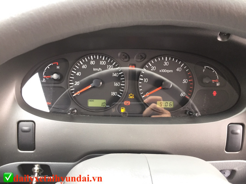 bang-dong-ho-tablo-hyundai-n250sl