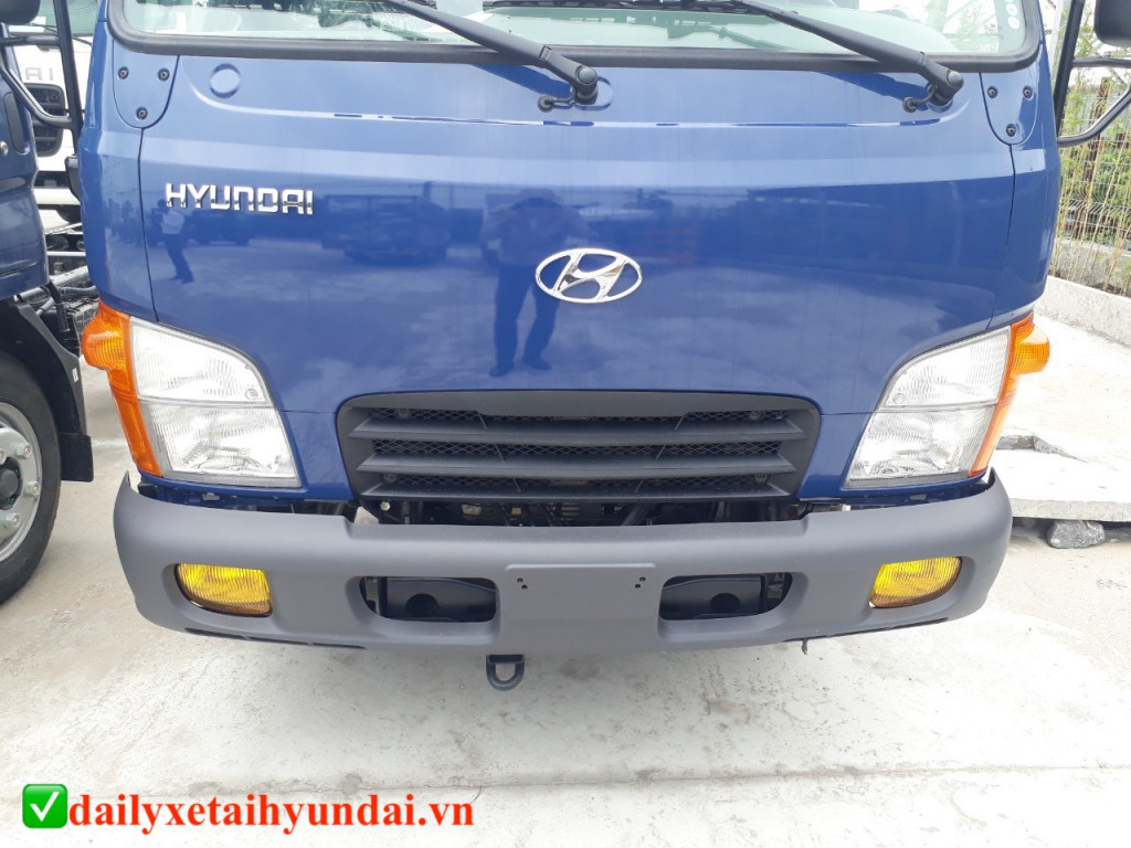 cabin-hyundai-n250sl