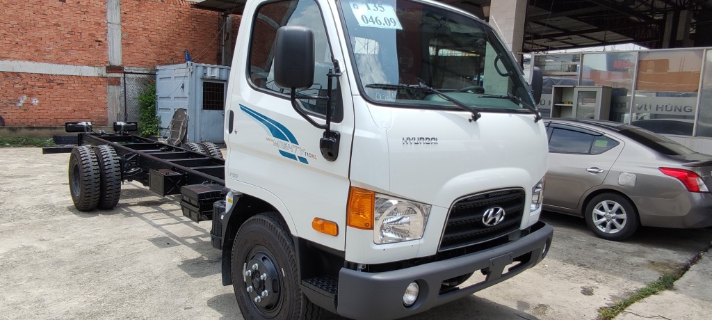 /cabin-hyundai-xe-110xl