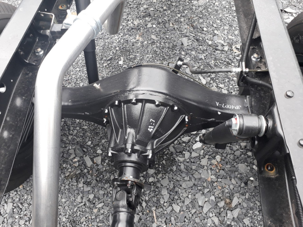 cau-xe-tai-isuzu-2t2