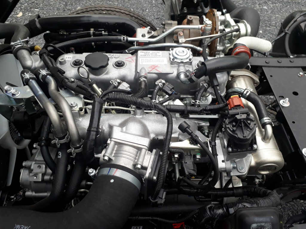 dong-co-isuzu-qkr77h-2-tan