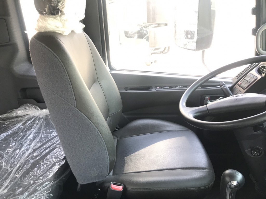 ghe-ngoi-xe-ben-hd270