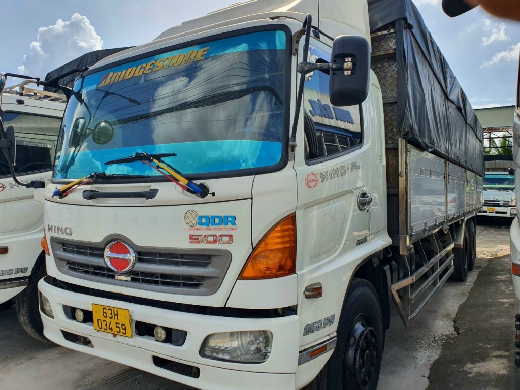 hino-3-chan-15t-cu-doi-2013