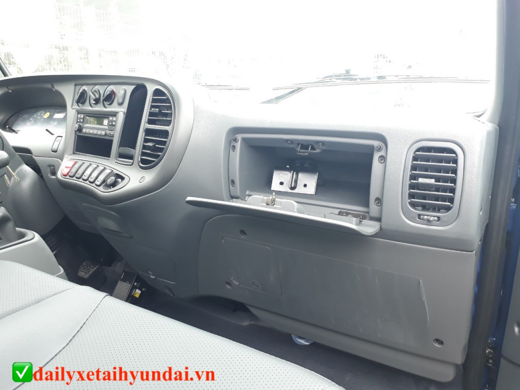 hoc-chua-xe-tai-n250SL