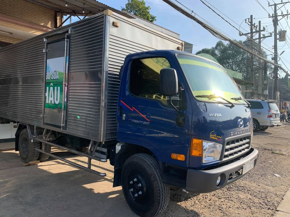 hyundai-mighty-2017-thung-kin