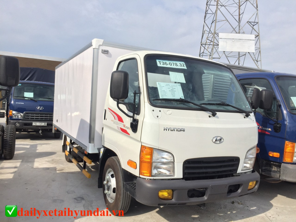 hyundai-n250sl-thung-composite