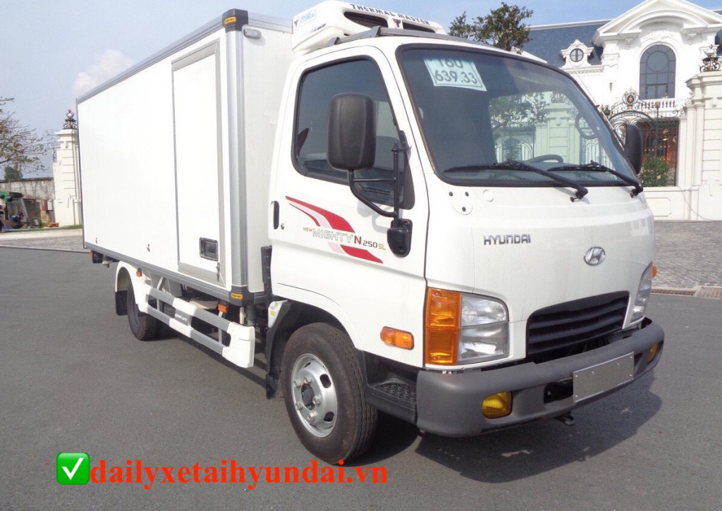 hyundai-n250sl-thung-dong-lanh