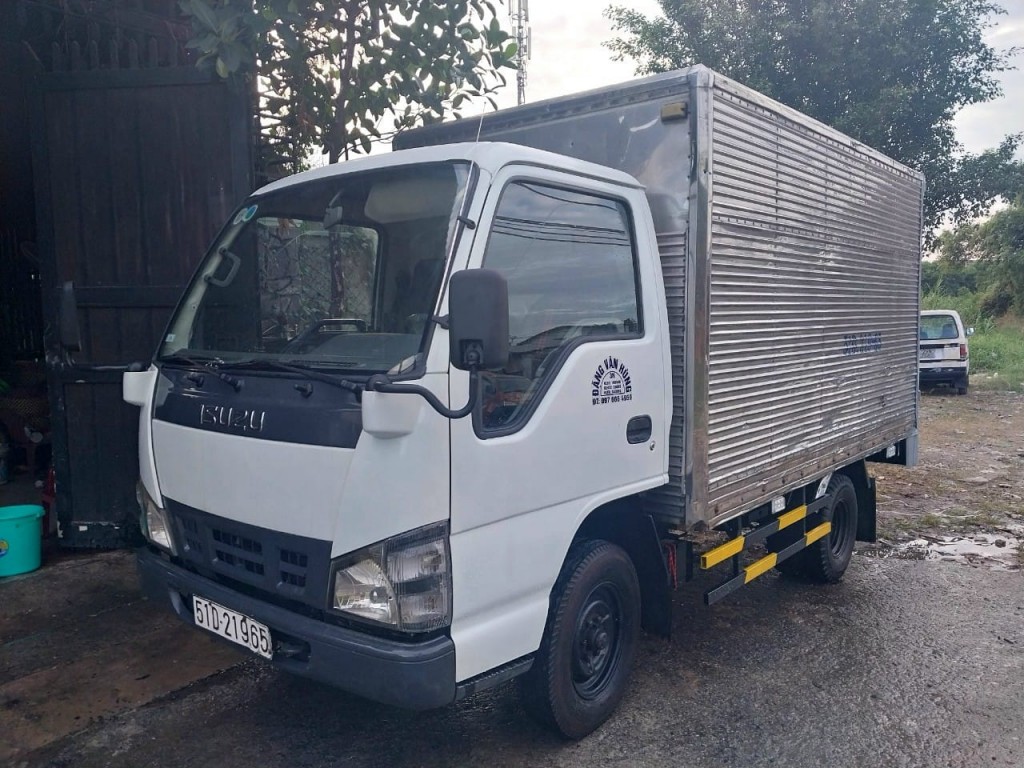 isuzu-1t4-gia-100-trieu