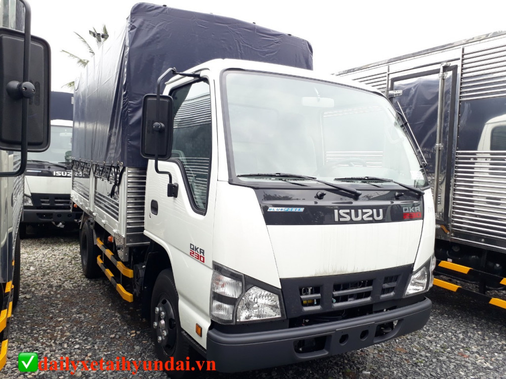 isuzu-qkr77f-2.4-tan