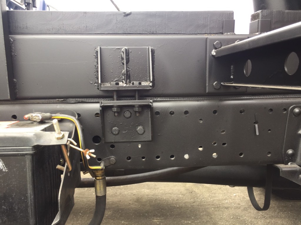 ket-cau-thung-xe-ben-iz65s