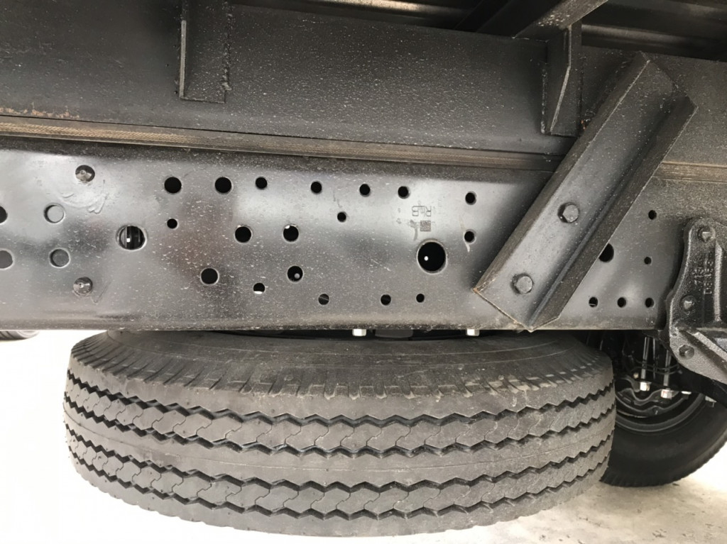 khung-chassi-isuzu-3t5-cho-gia-cam