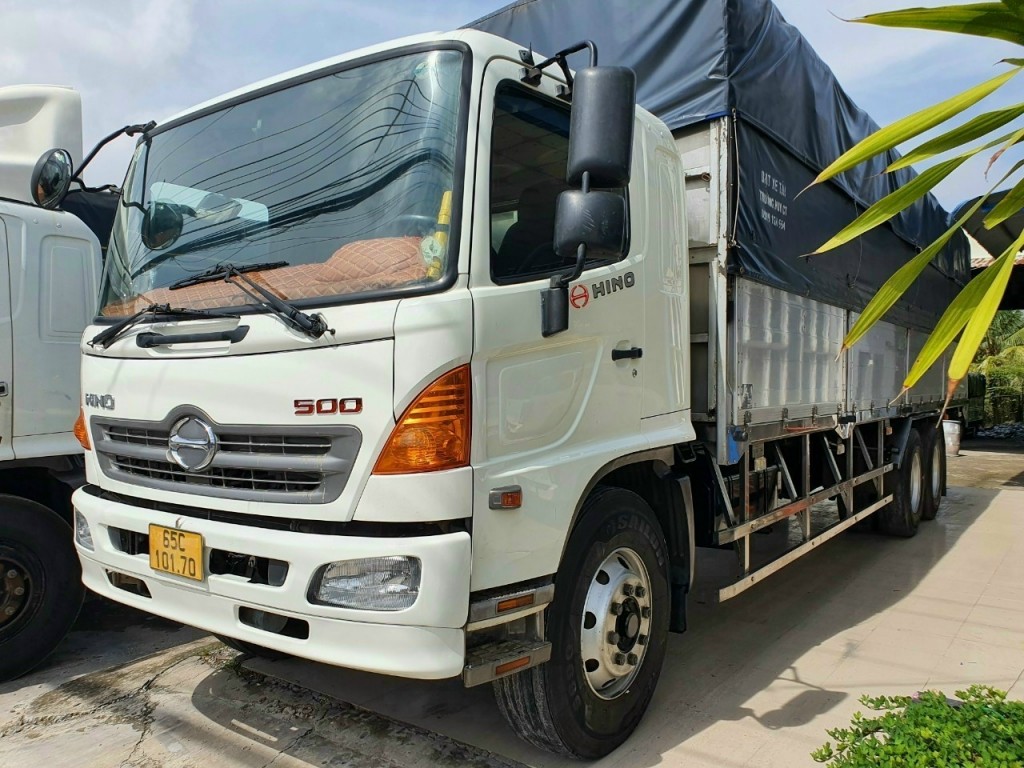 mua ban-hino-3chan-15t-2018