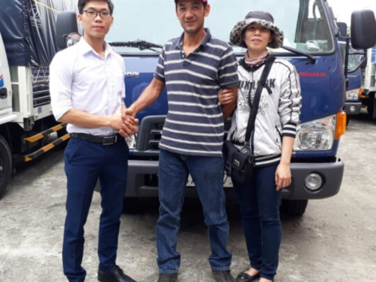 mua xe tai ở đâu