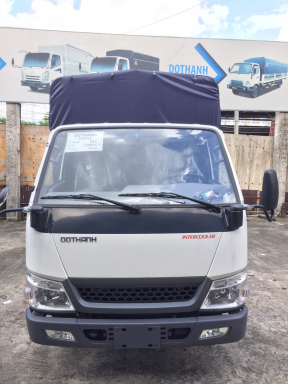 ngoai-that-xe-tai-iz49