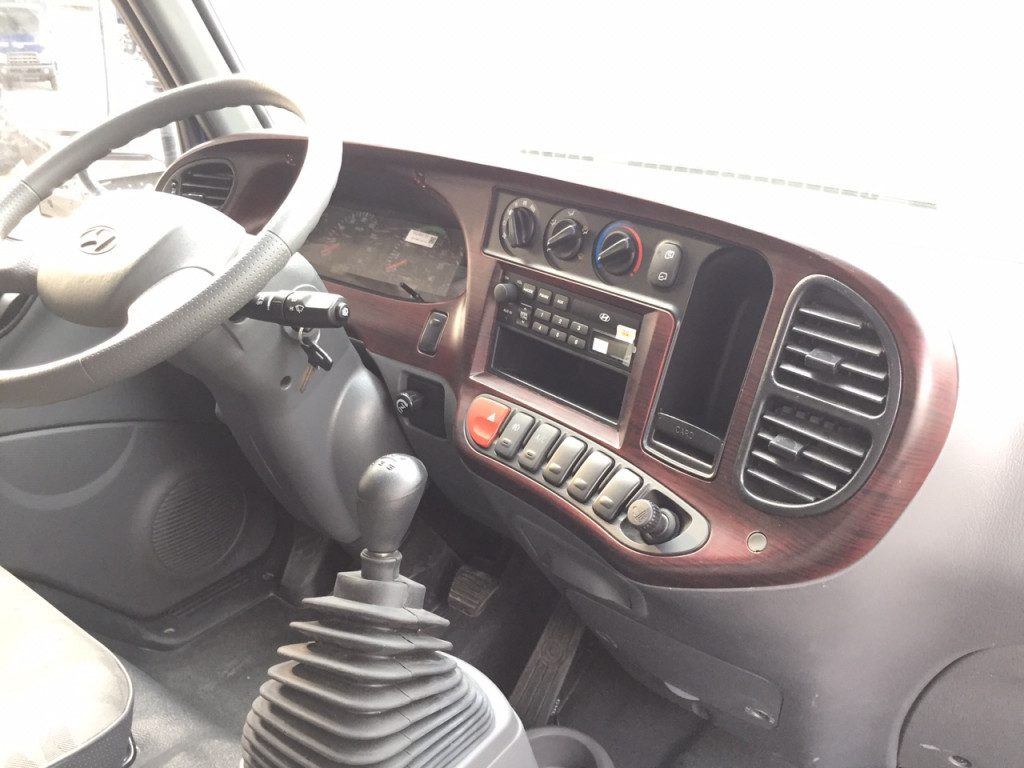 noi-that-hyundai-8-tan-mighty-2017