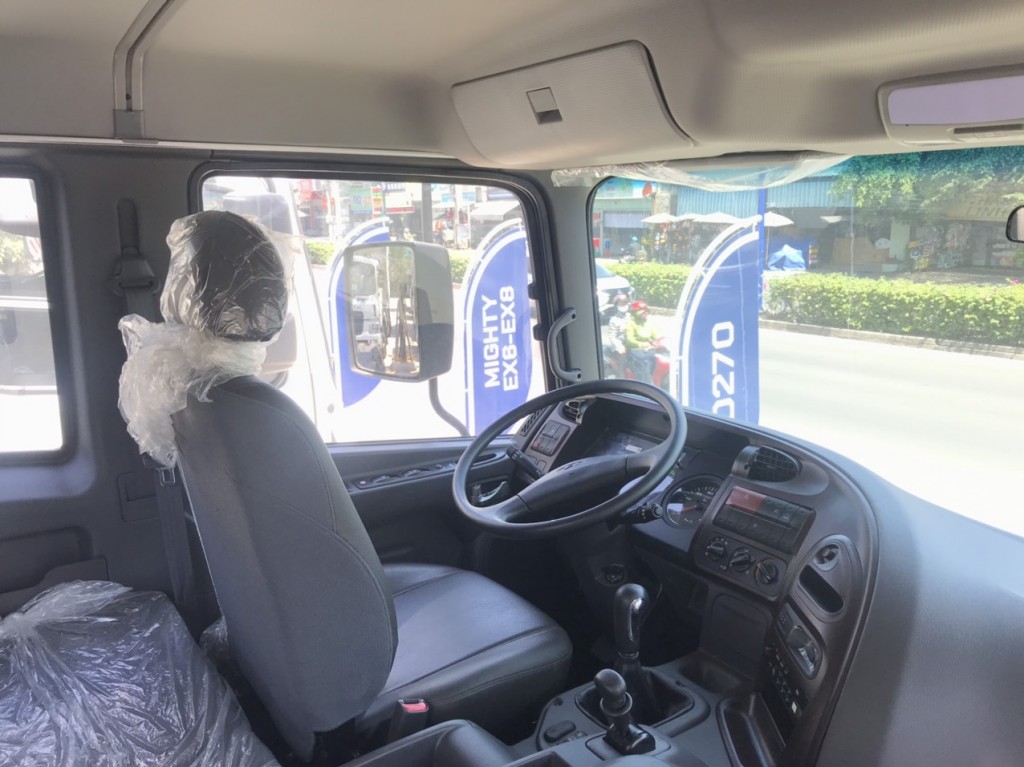 noi-that-xe-ben-hd270