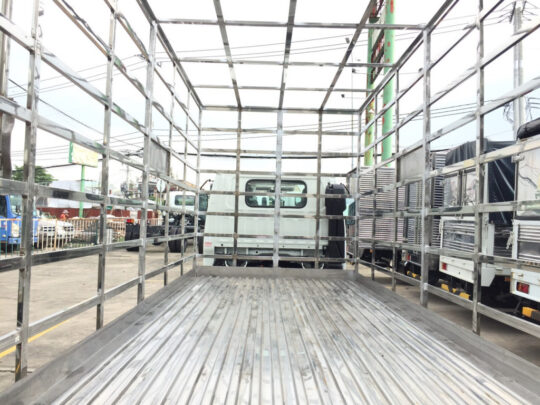 san-xe-tai-inox-304-dap-song