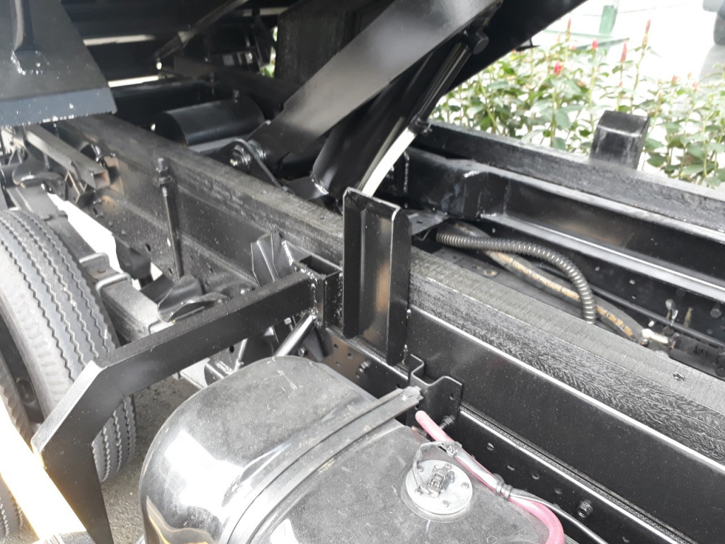 sat-xi-xe-ben-isuzu-2t5