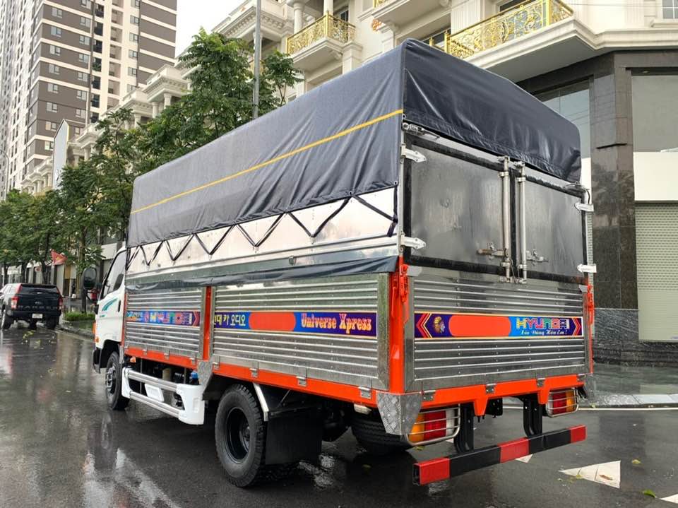 thung-xe-75s-3t5-doi-2019-cu