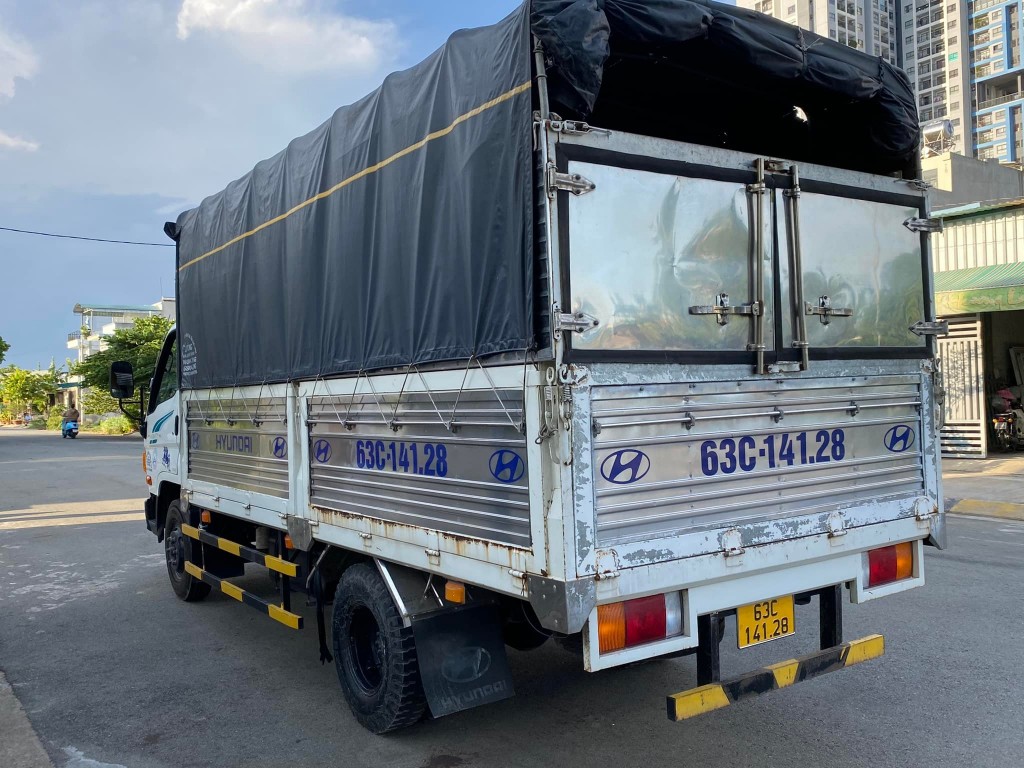 thung-xe-75s-doi-2018