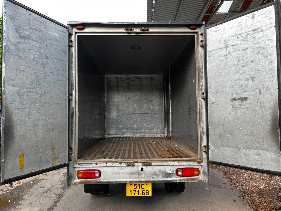 trong-thung-xe-k2700-cu