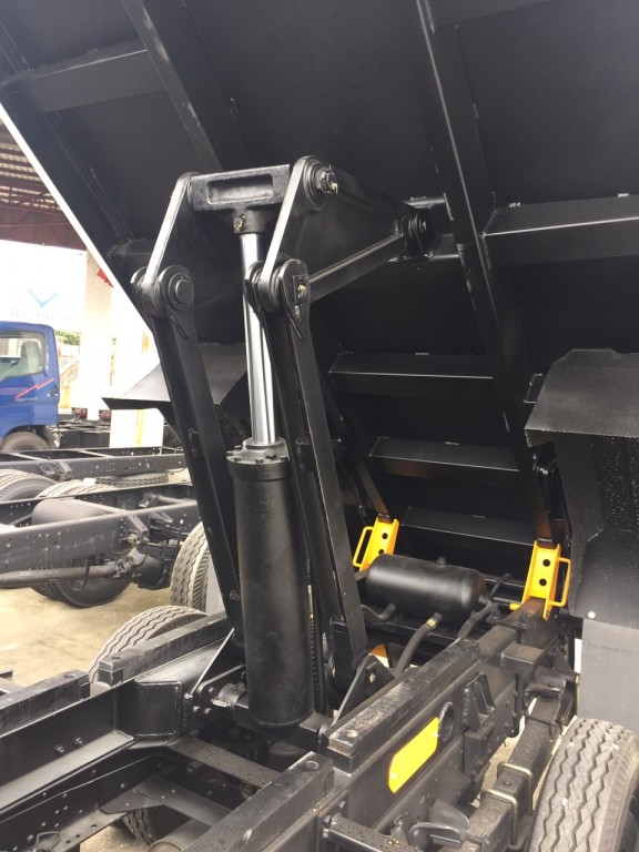 ty-ben-xe-ben-iz65s-3.5t