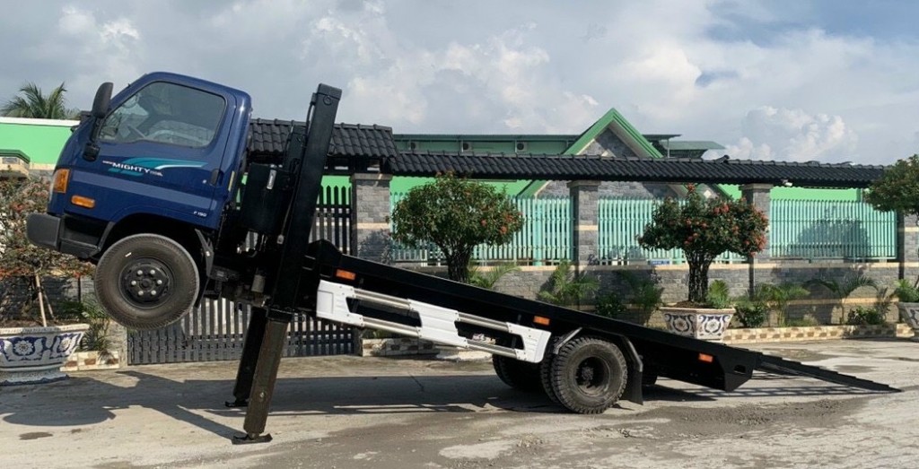 xe-110sl-nang-dau-cho-xe-cong-trinh