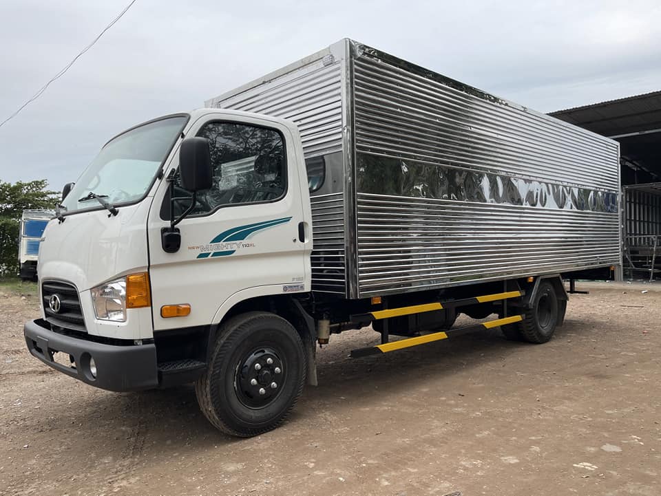 xe-tai-110xl-thung-kin-6t5