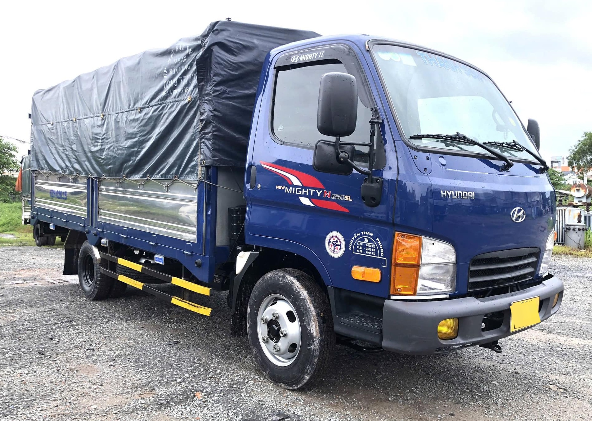 xe-tai-n250sl-cu-2019