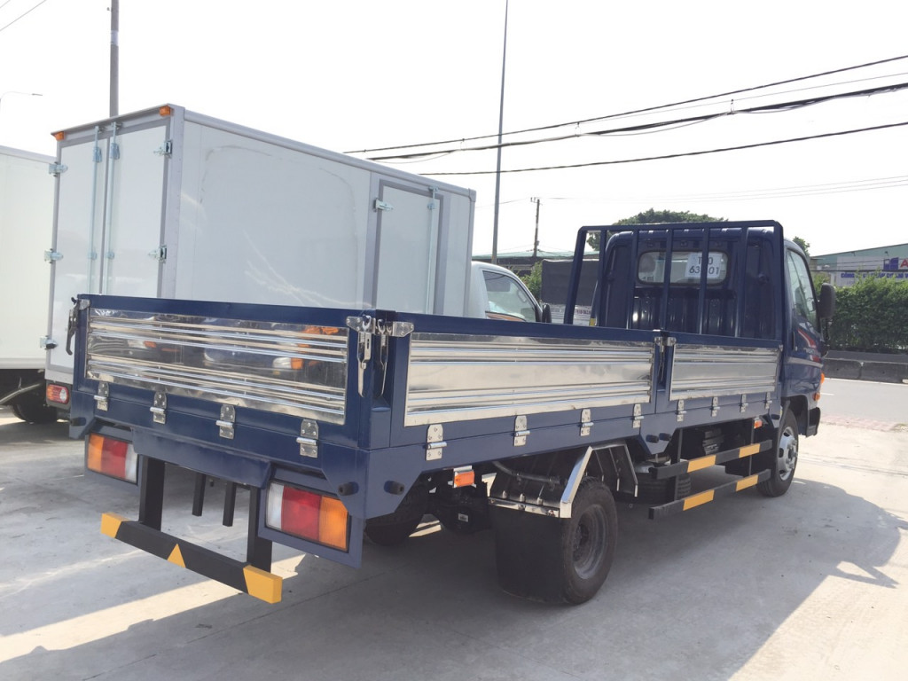 xe-tai-n250sl-thung-lung